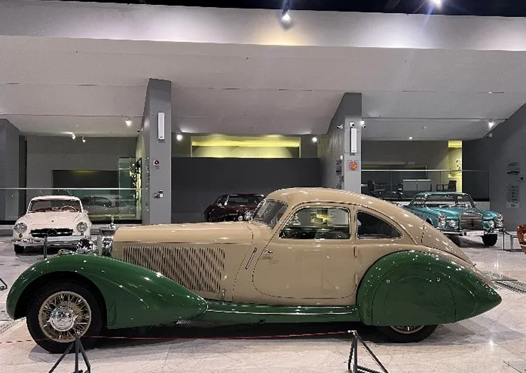 مرسدس بنز 500 کا اتوبان کوریر