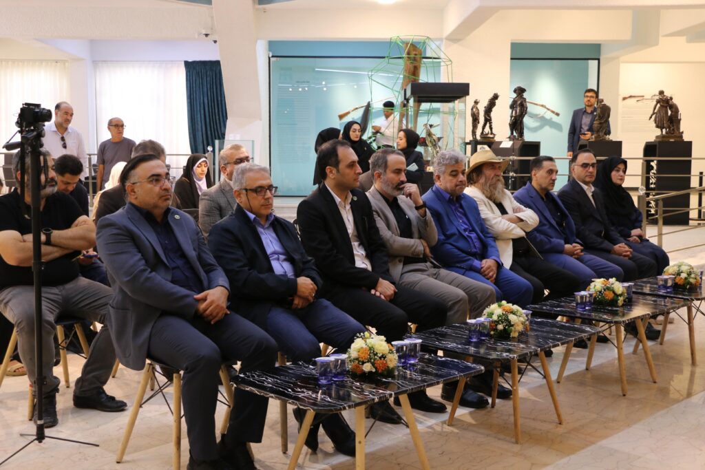 اولین کتاب درباره آثار موزه ای بنیاد منتشر شد